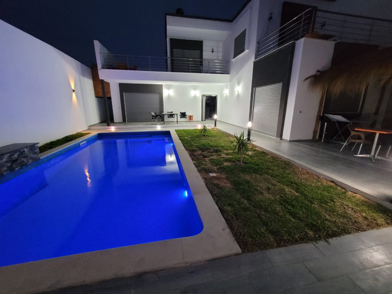 🥀 𝑽𝒊𝒍𝒍𝒂 Capri  🥀