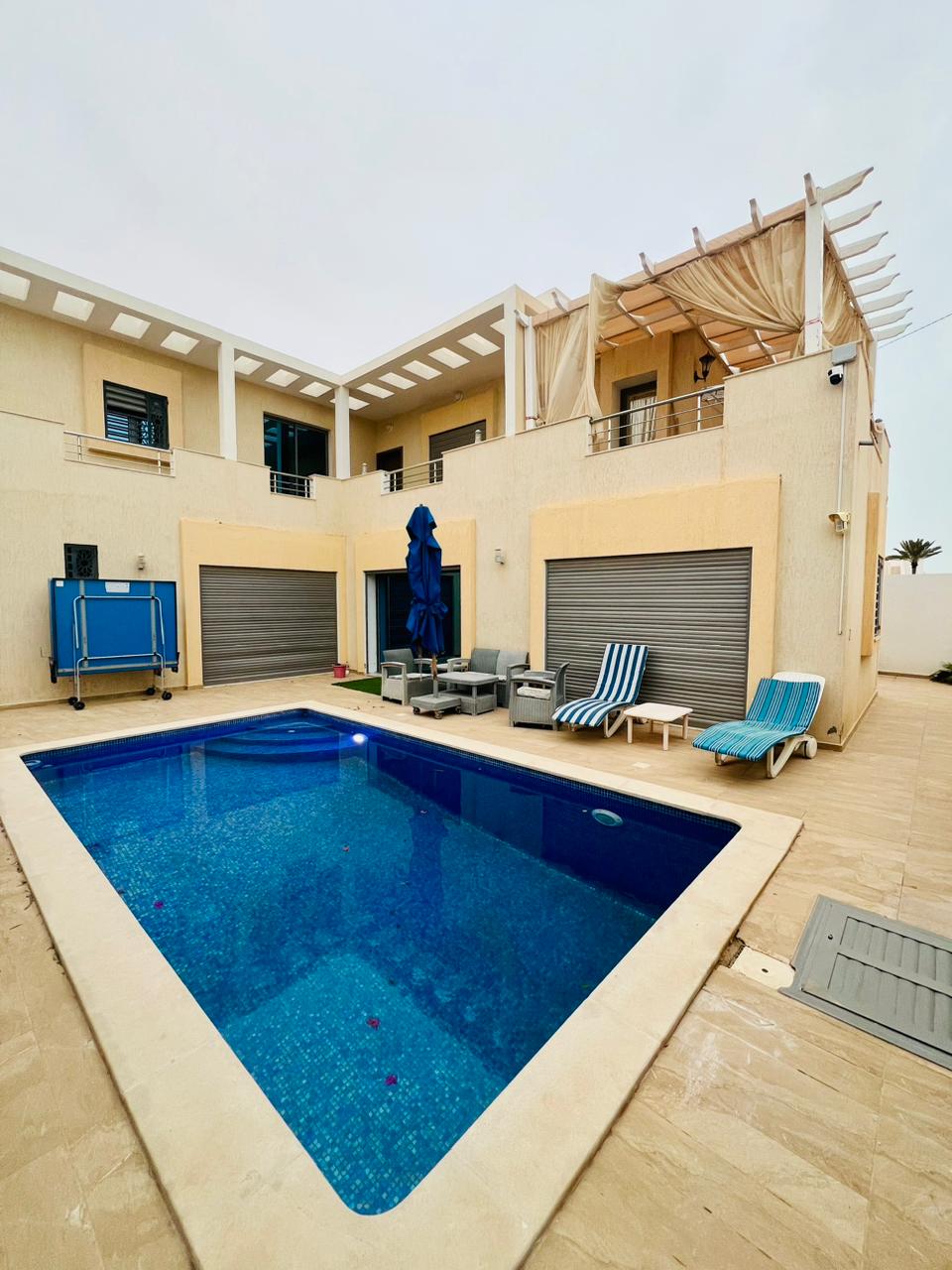 🥀 𝑽𝒊𝒍𝒍𝒂  Temlel 🥀