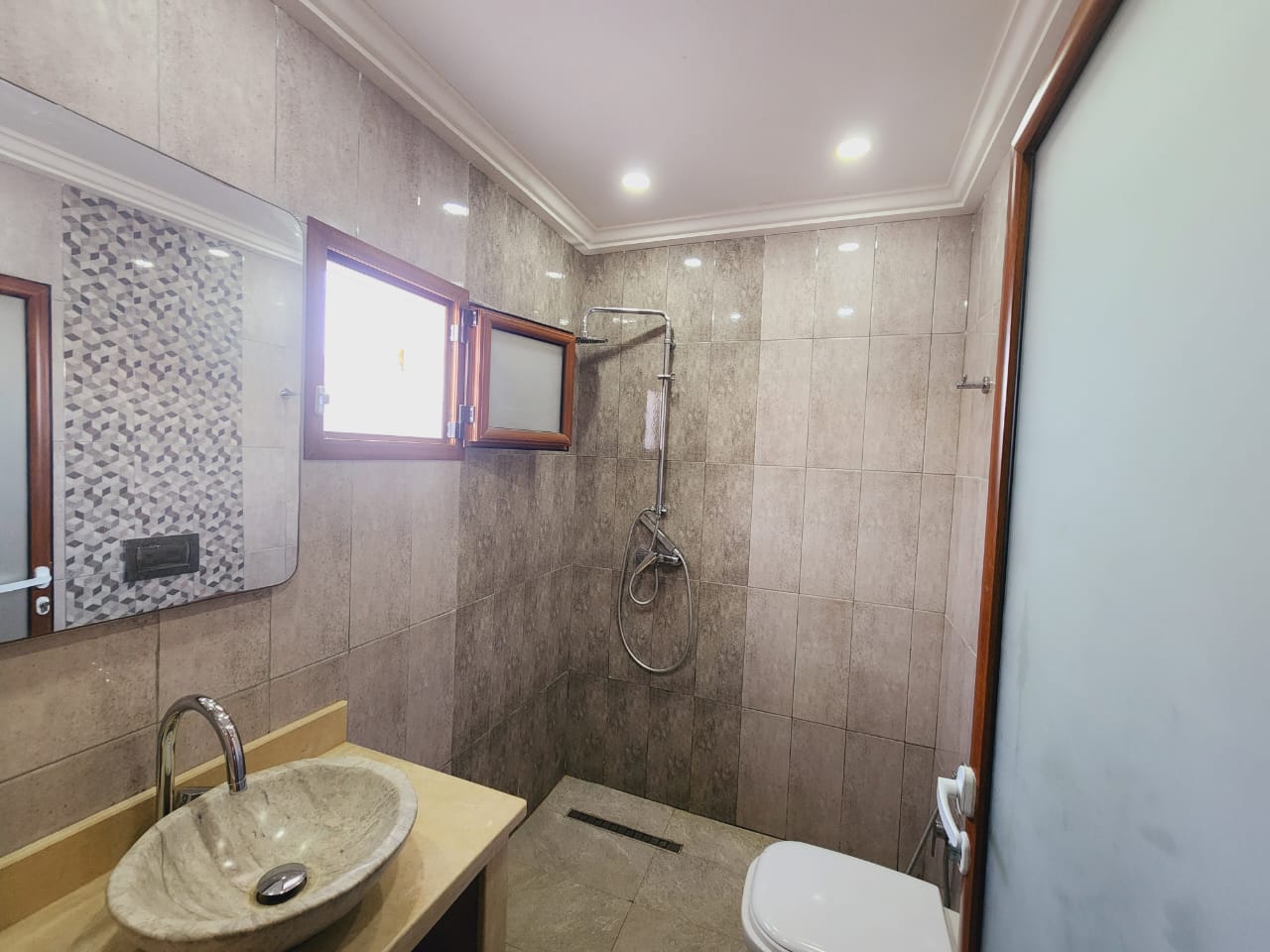 🥀 𝑽𝒊𝒍𝒍𝒂  ARKOU 🥀